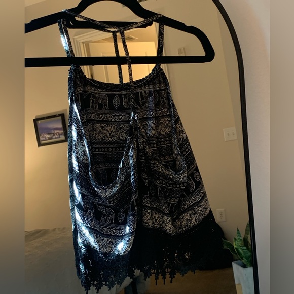 Elephant Print Crop Top - Picture 2 of 2